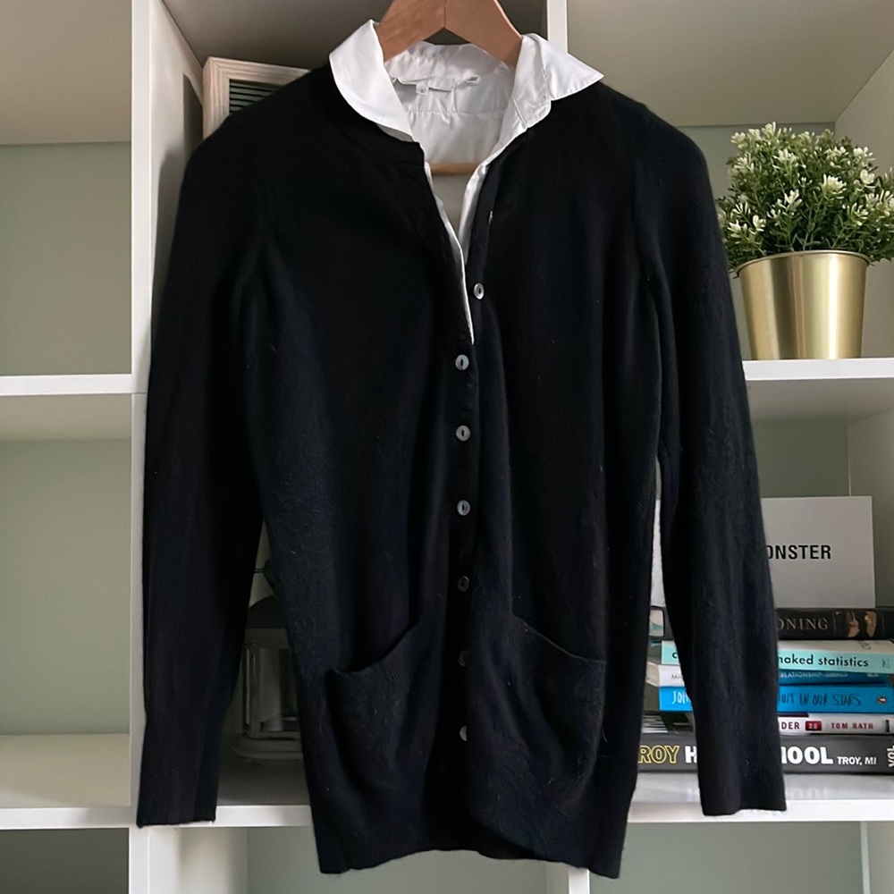 Vince 100% Cashmere sweater